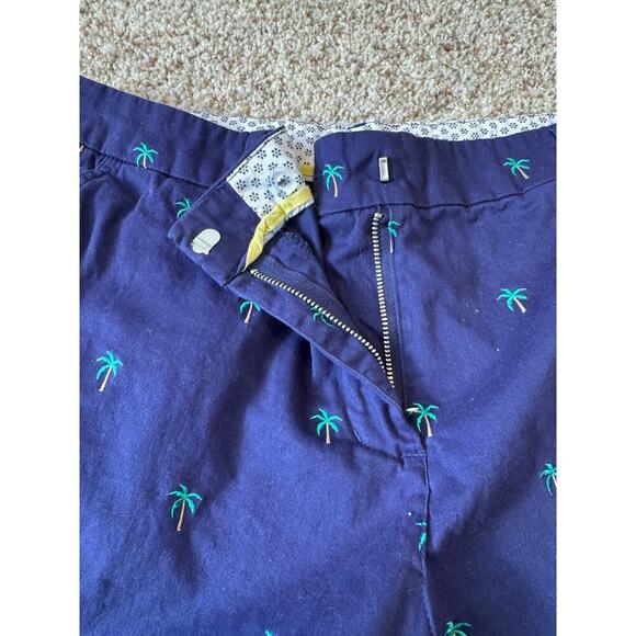 CAMBRIGE DRY GOODS Women's Shorts, size 12; Navy Blue with Palm trees - Picture 4 of 9